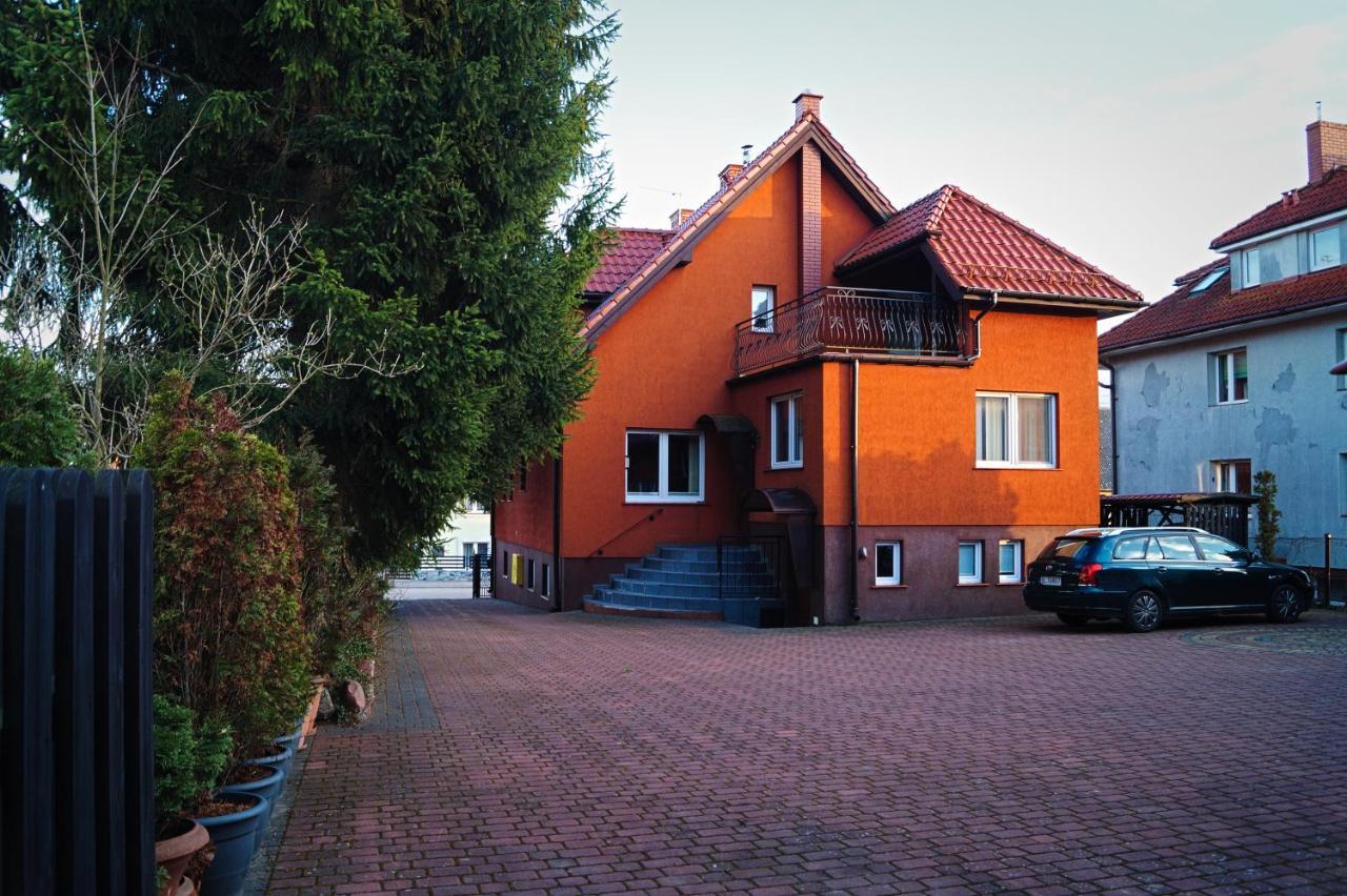 مبيت وإفطار Mikołajki E&M المظهر الخارجي الصورة
